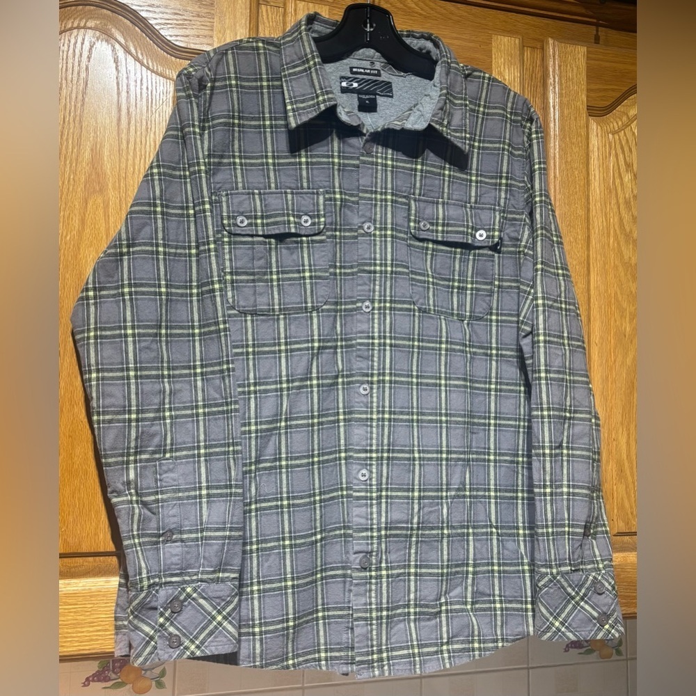 Oakley Plaid Cotton Flannel Button Up Shirt Men’s XL EUC - Picture 5 of 9